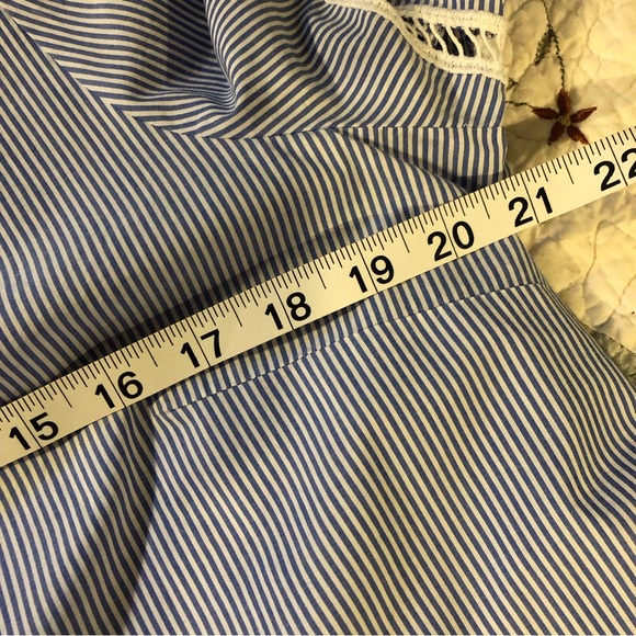 Talbots Blue & White Popover Size LP - Picture 9 of 10